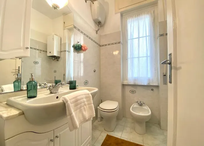 Casaviva- Ampio Nei Vicoli Di Apartmán *