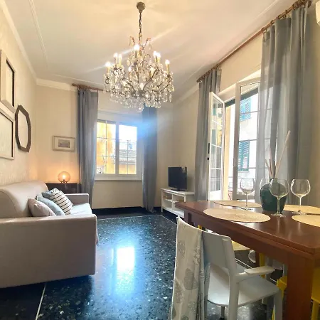 Casaviva- Ampio Nei Vicoli Di Апартаменты Генуя