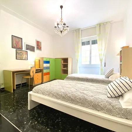 Casaviva- Ampio Nei Vicoli Di *