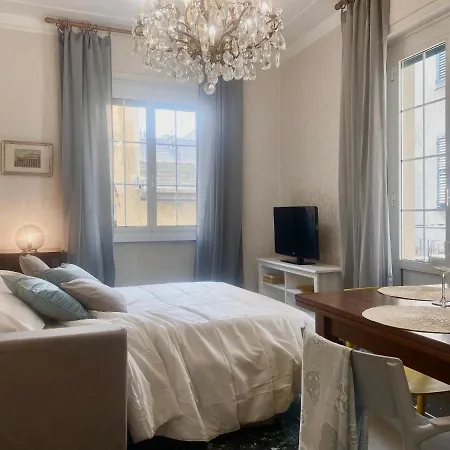 Casaviva- Ampio Nei Vicoli Di