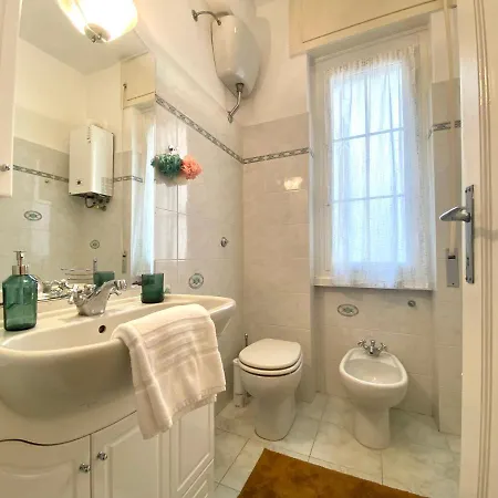 Casaviva- Ampio Nei Vicoli Di Апартаменты *