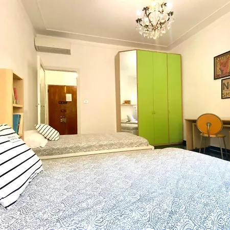 Casaviva- Ampio Nei Vicoli Di Генуя